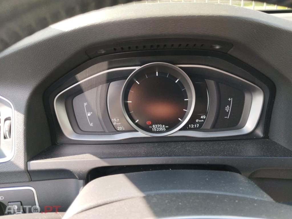 Volvo V60 Cross Country 2.0d 150CV