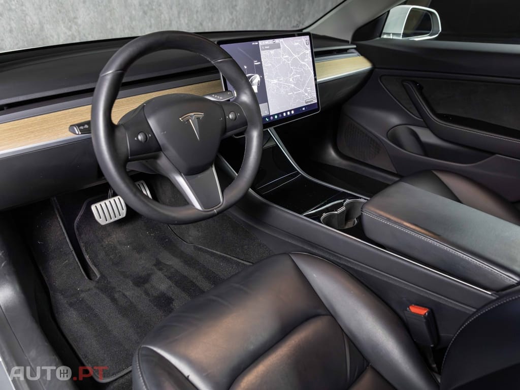 Tesla Model 3 AWD Dual Motor Performance