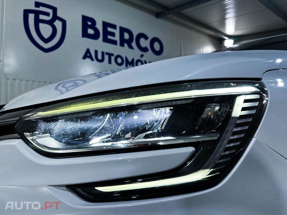 Renault Mégane ST Hybrid