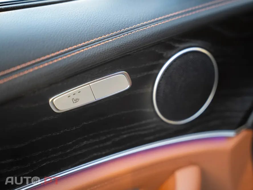 Mercedes-Benz E 300 de 4Matic 9G-TRONIC AMG Line