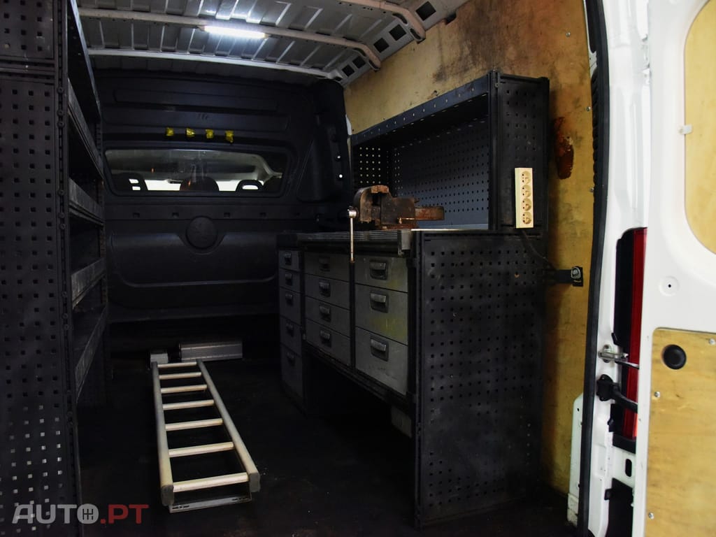 Peugeot Boxer 2.0 BlueHDi 335 L3H2 Pro