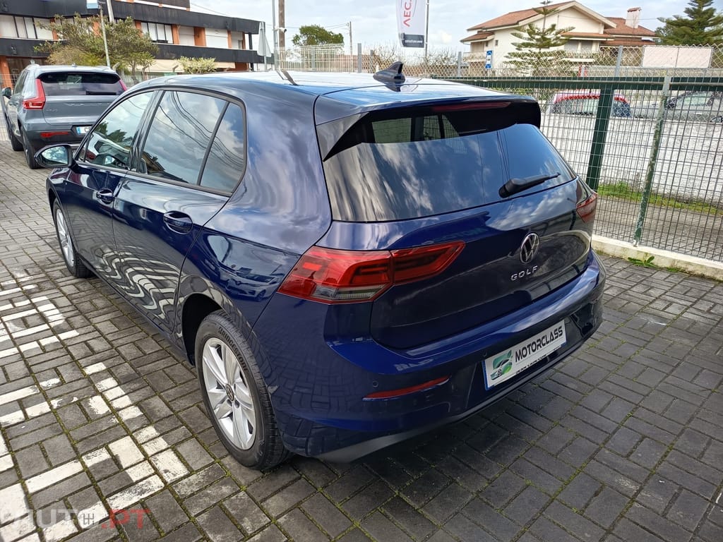 Volkswagen Golf 1.0 TSI Life