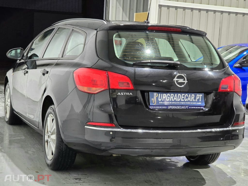 Opel Astra 1.6 CDTI Dynamic S/S