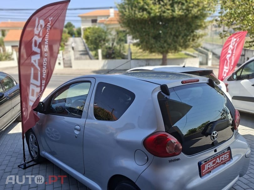 Toyota Aygo 1.0 + AC+VSC