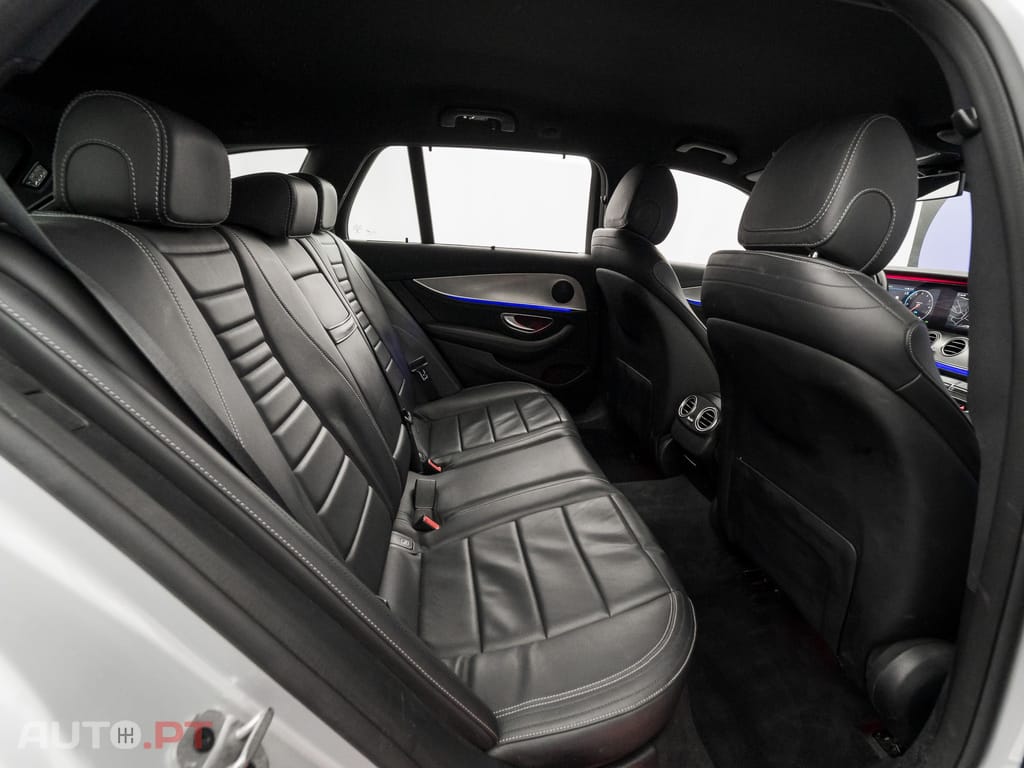 Mercedes-Benz E 300 de AMG Line