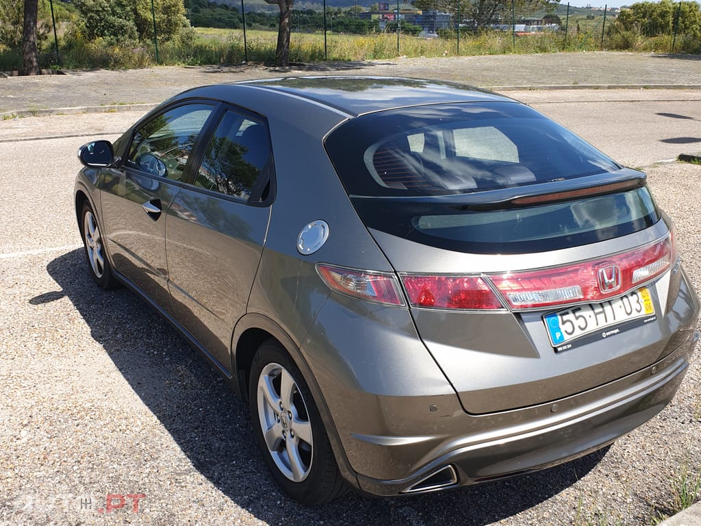Honda Civic 1.4 i-VTEC Elegance