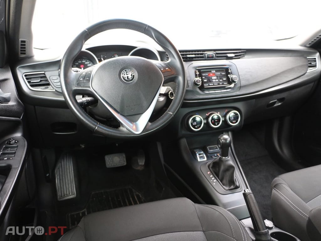 Alfa Romeo Giulietta 1.6 JTDm Super J18 TCT