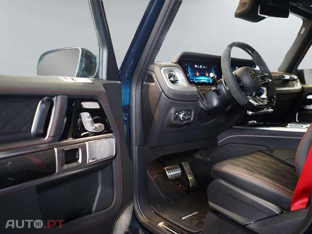 Mercedes-Benz G 63 AMG FACELIFT KEYLESS CARBON