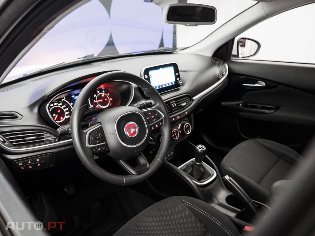 Fiat Tipo 1.3 M-Jet Lounge