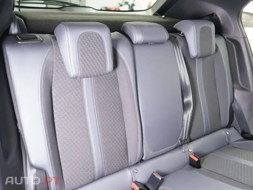 Peugeot 2008 1.5 BlueHDi Allure
