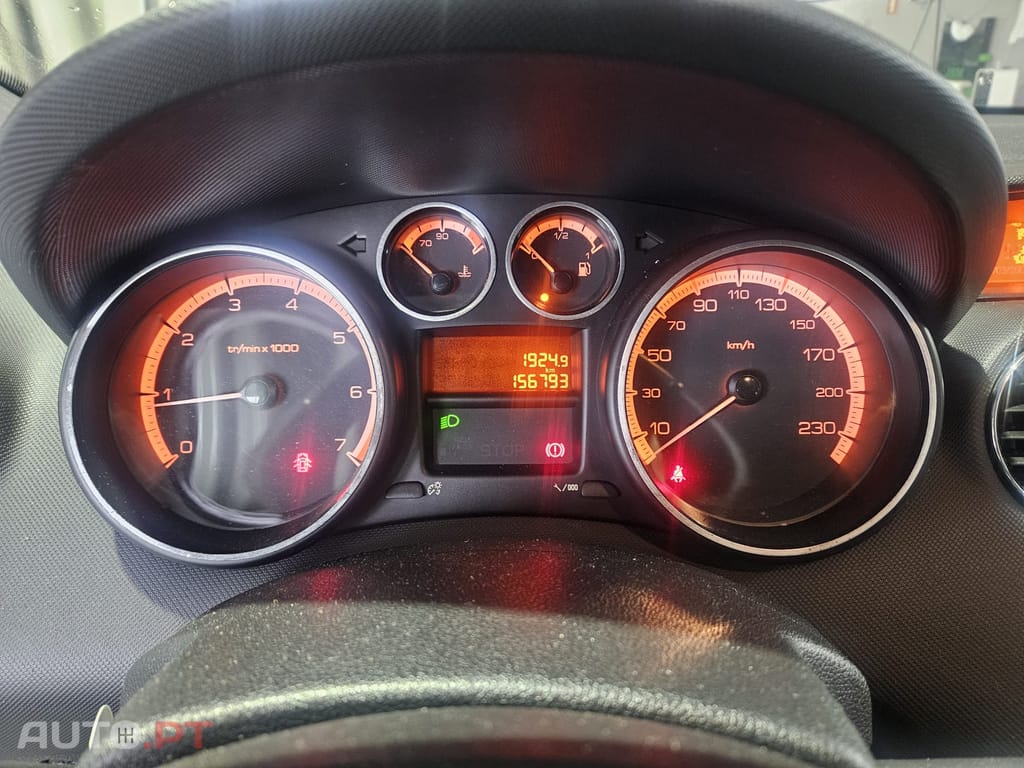 Peugeot 308 1.4 16V Executive (2007-2010)