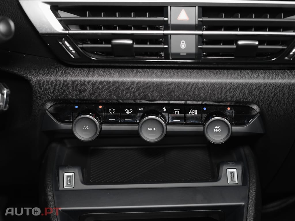 Citroen C4 X 1.2 PureTech Plus EAT8