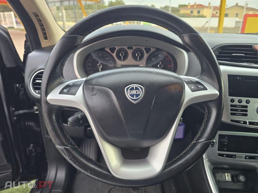 Lancia Delta 1.6 MultiJet 16v Oro
