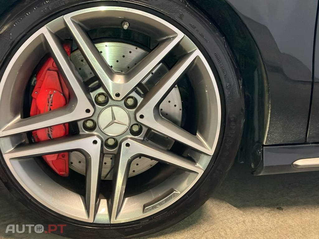 Mercedes-Benz A 45 AMG 4-MATIC