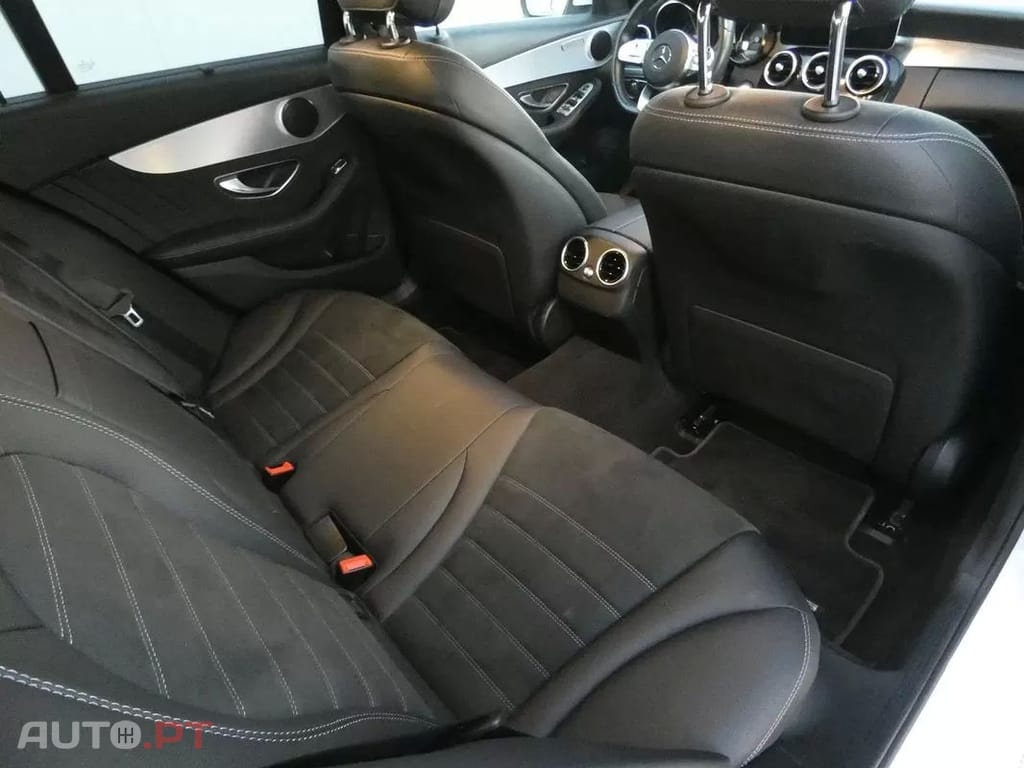 Mercedes-Benz C 220 d AMG Line