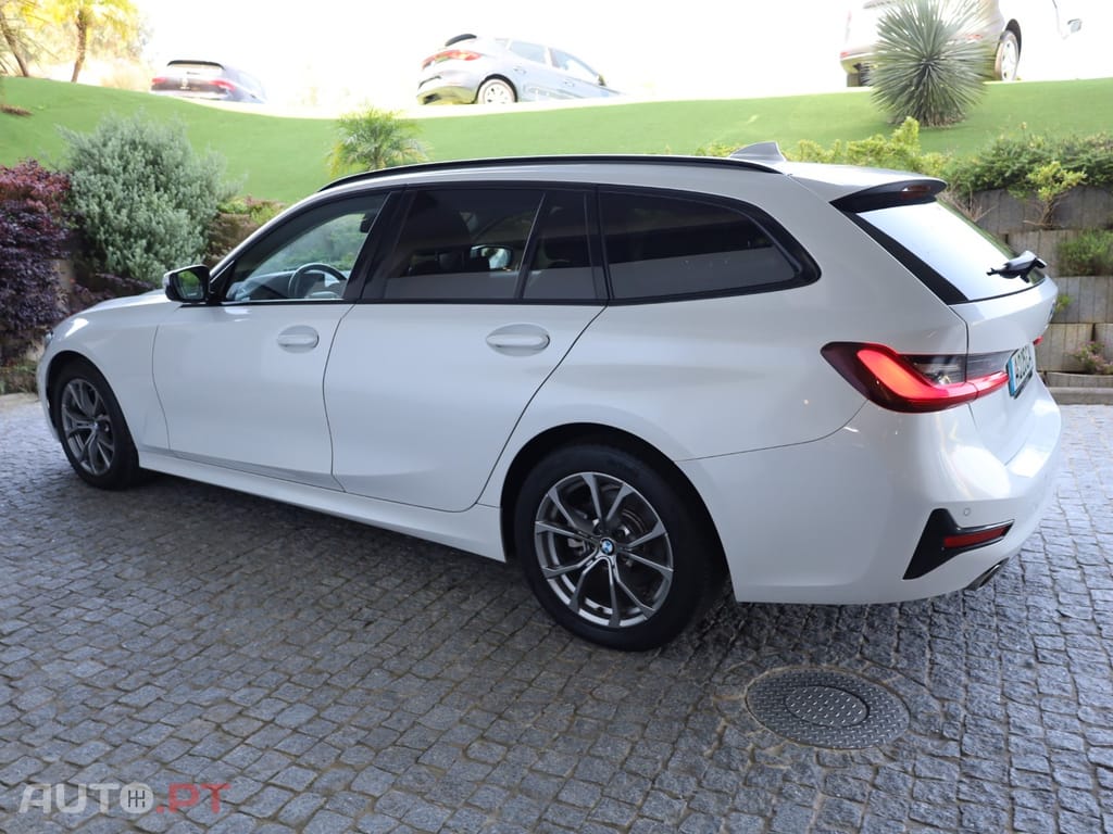 BMW 318 Touring Line Sport Auto