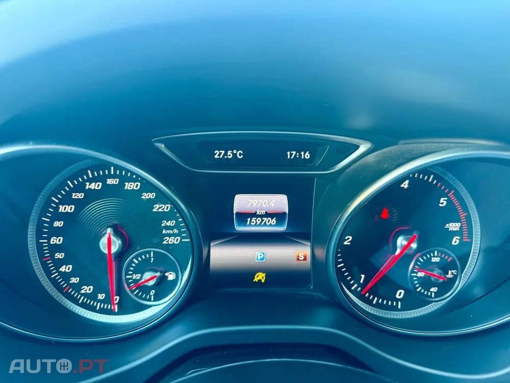 Mercedes-Benz CLA 180 d Urban