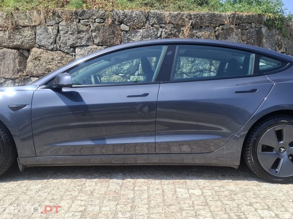 Tesla Model 3 Long Range AWD Dual Motor