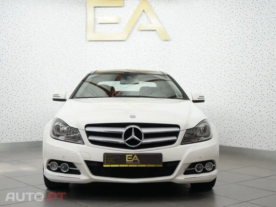 Mercedes-Benz C 180 BlueEFFICIENCY 7G-TRONIC