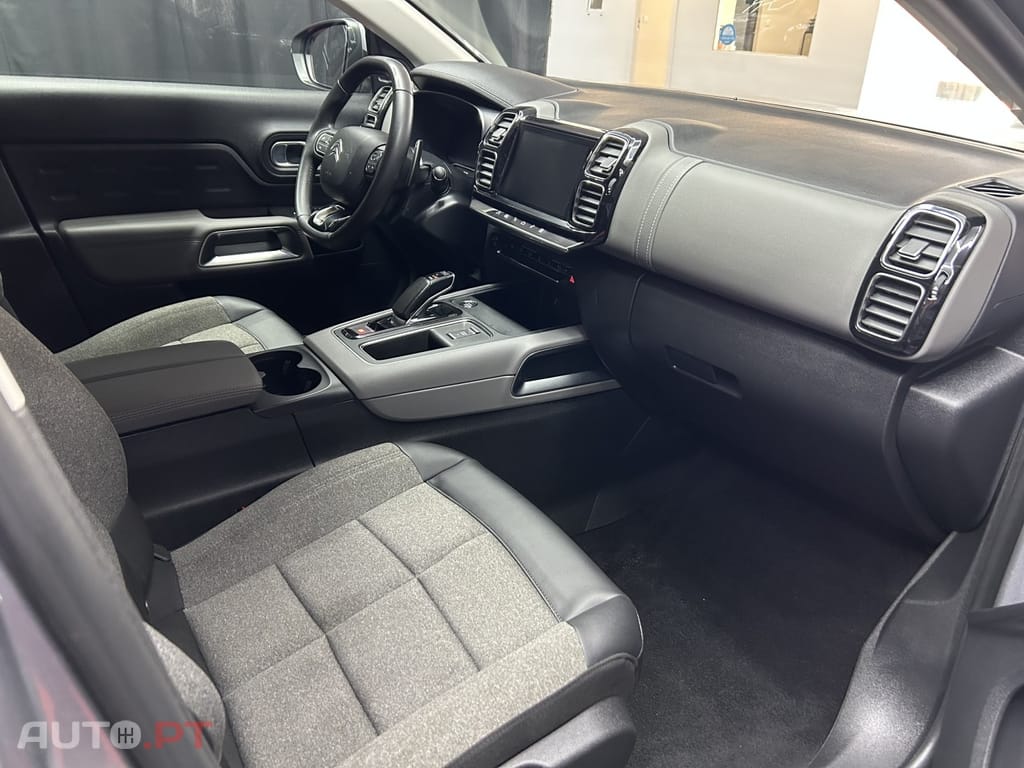 Citroen C5 Aircross 1.6 Hybrid Feel e-EAT8