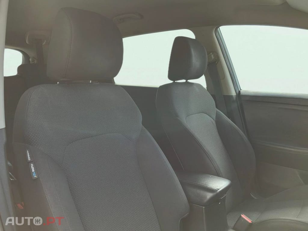 Kia Carens 1.7 CRDi ISG TX