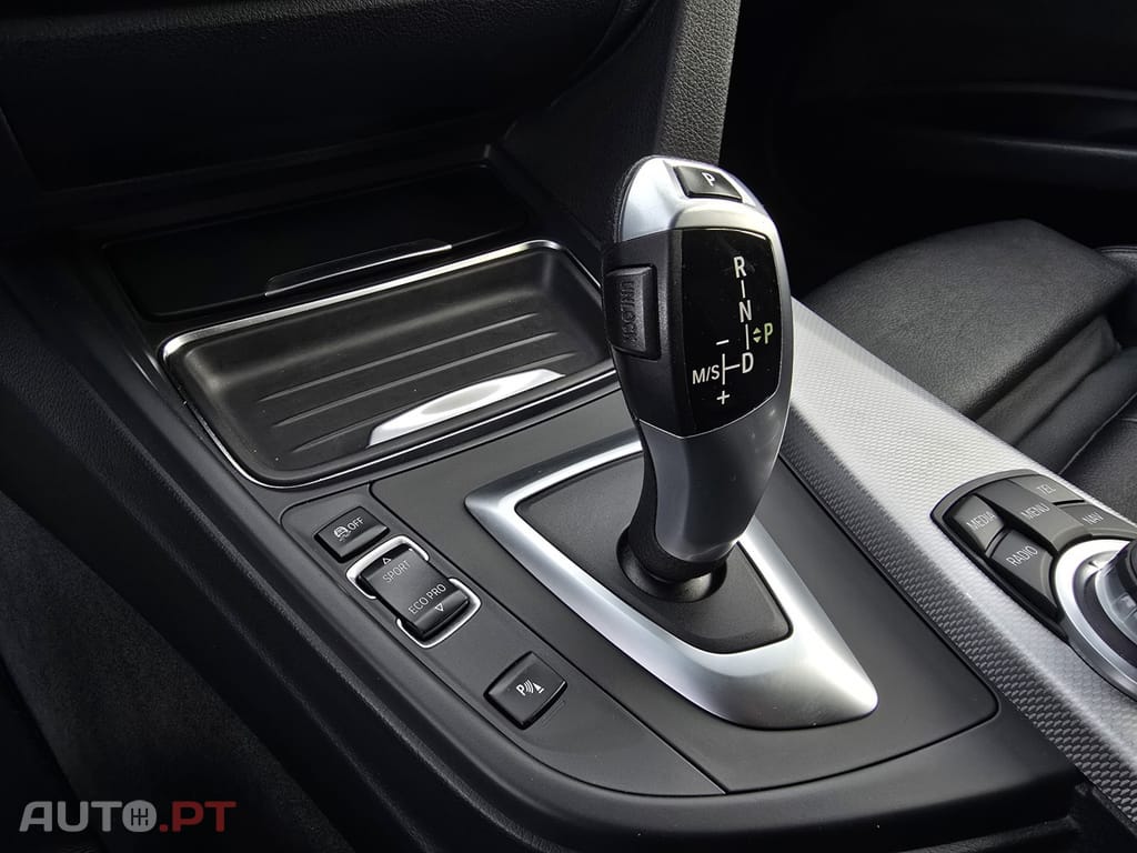 BMW 320 d Touring Auto Pack M