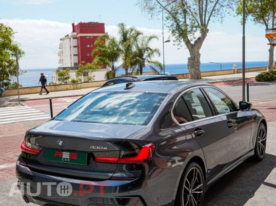 BMW 330 e Pack 50 anos M Auto