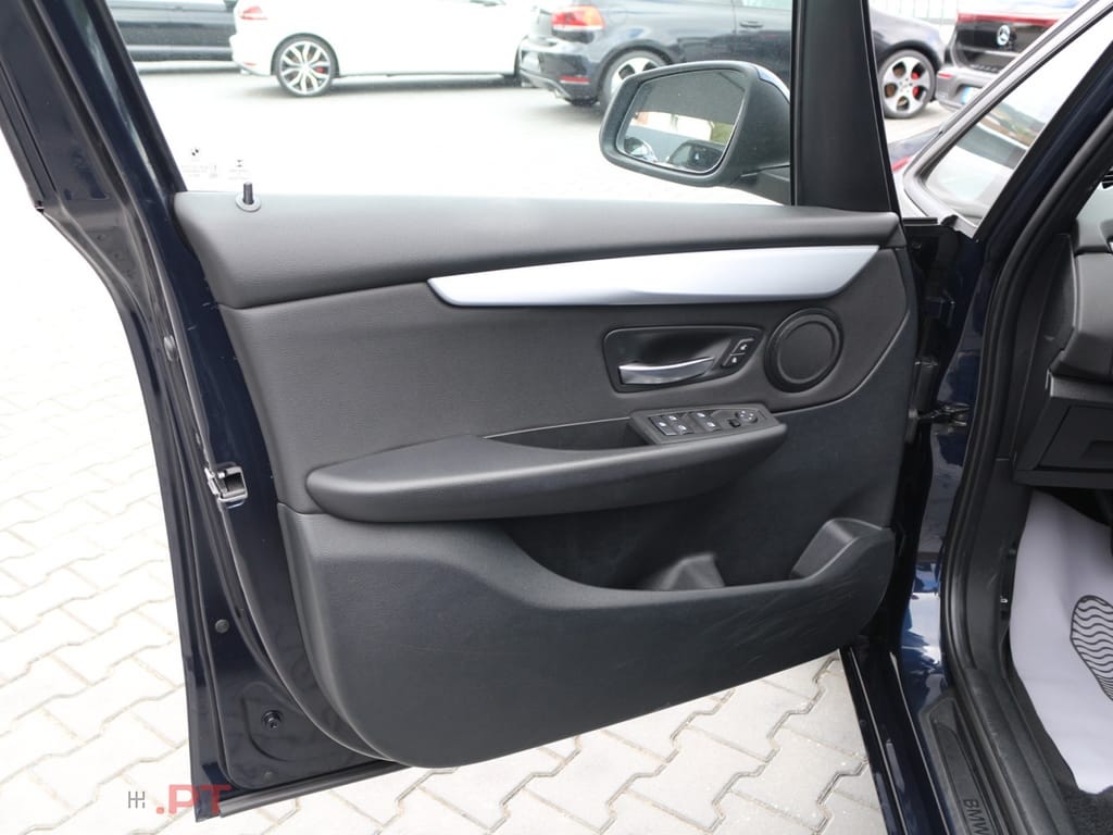 BMW 216 d Advantage