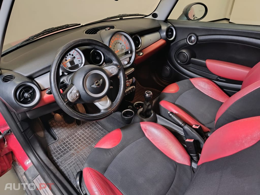 MINI Cooper 1.4i
