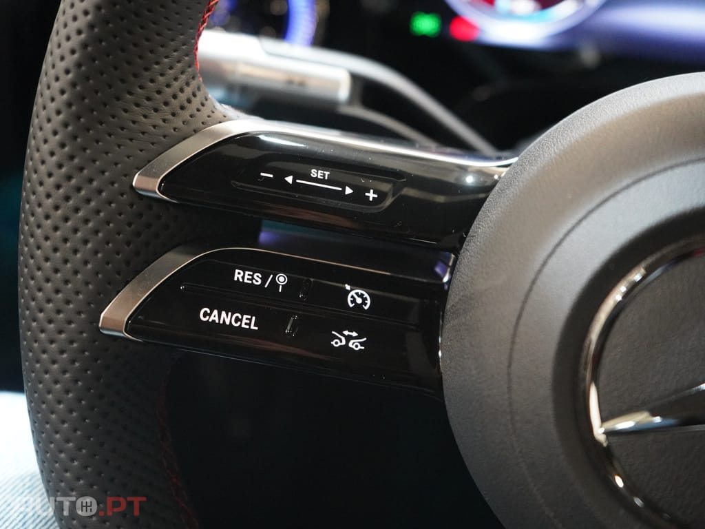 Mercedes-Benz CLA 250 com tecnologia EQ