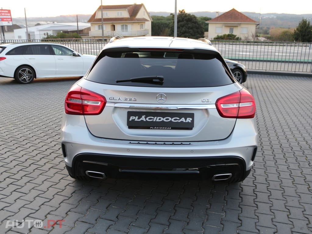Mercedes-Benz GLA 220 CDi AMG Line