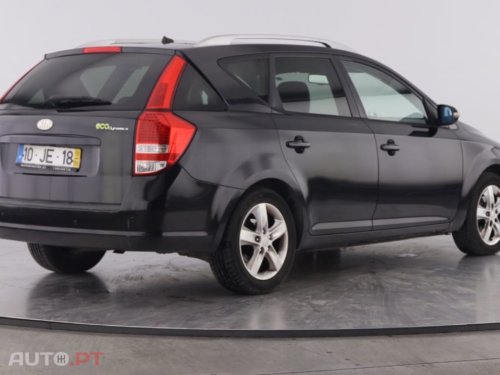 Kia Ceed 1.4 CVVT EX ISG