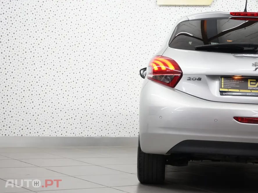 Peugeot 208 1.6 BlueHDi Active