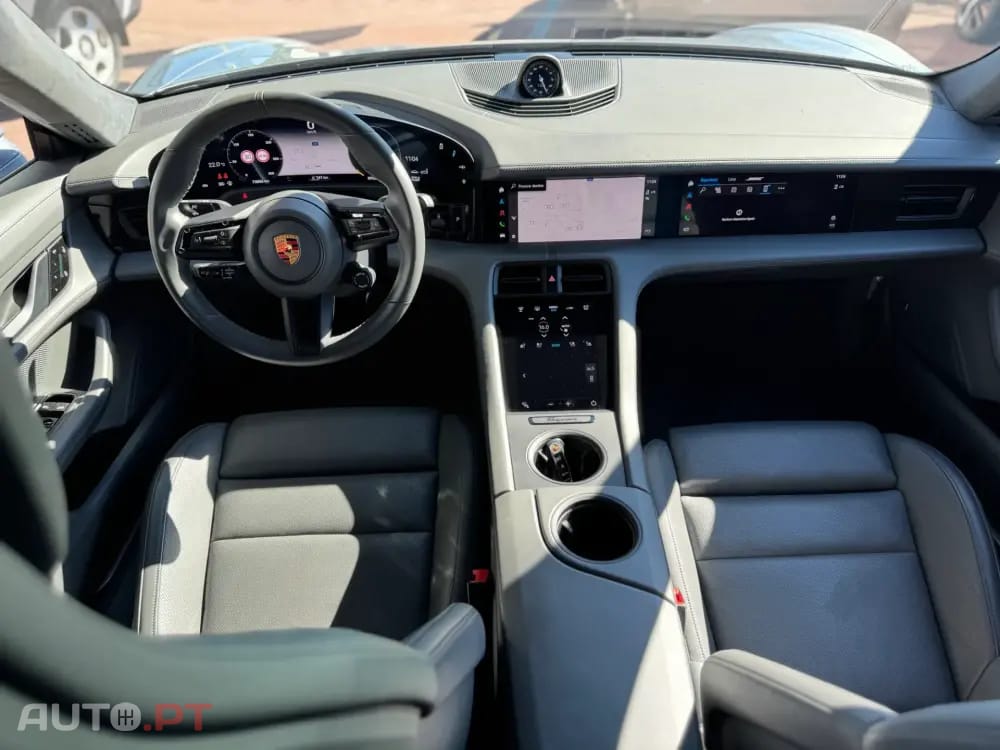 Porsche Taycan Turbo