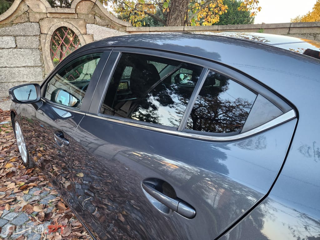 Mazda 3 1.5 Sky-D Excellence Navi