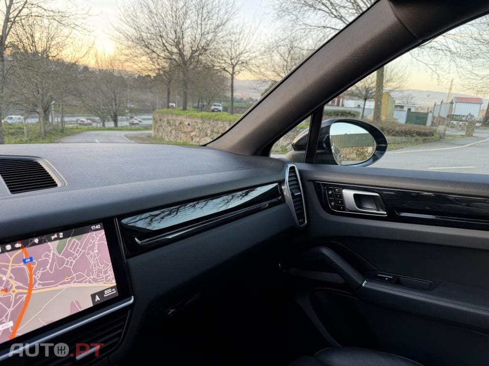 Porsche Cayenne E-Hybrid Platinum Edition