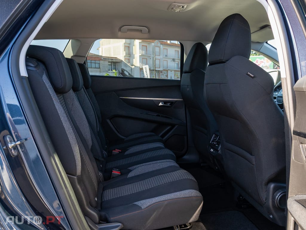 Peugeot 5008 1.5 BlueHDi Active
