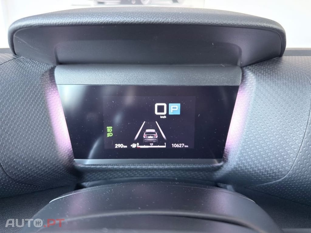 Citroen C4 1.2 PureTech Max EAT8