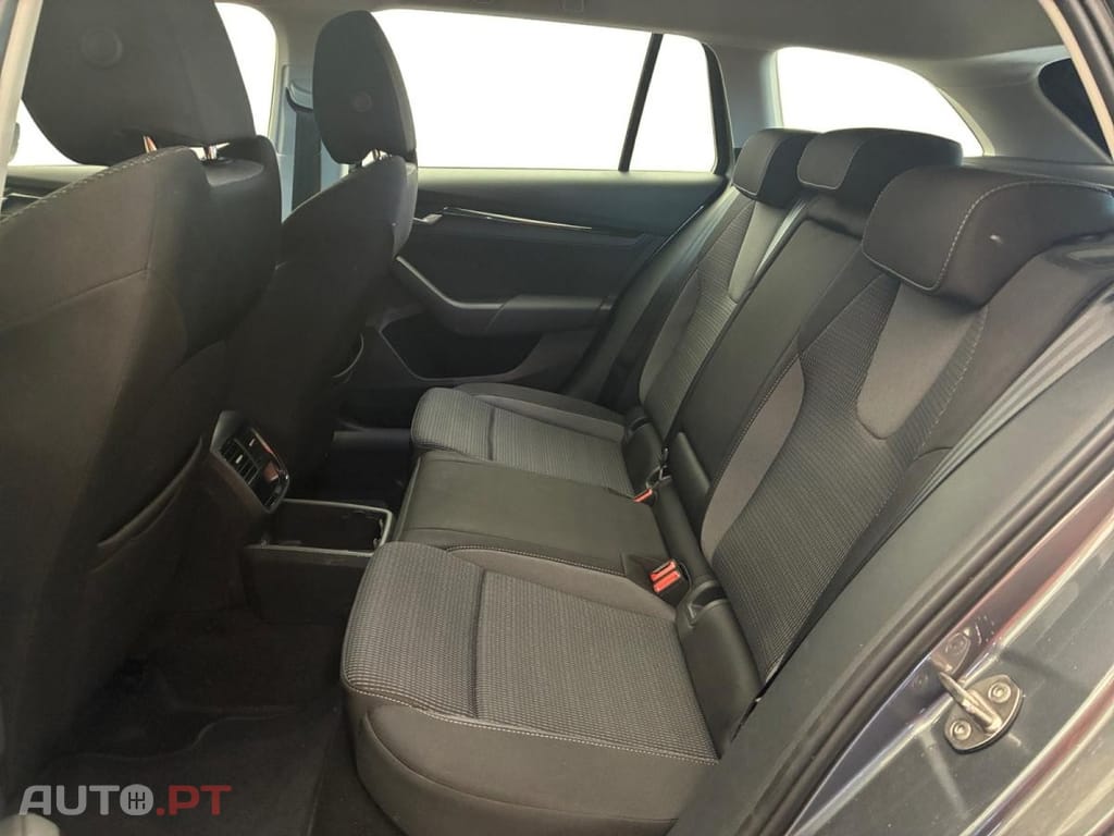 Skoda Octavia Break 2.0 TDI Selection DSG