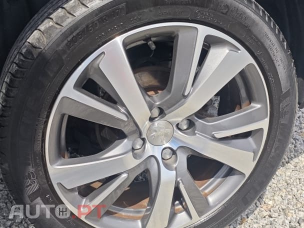 Peugeot 2008 1.6 BlueHDi Crossway