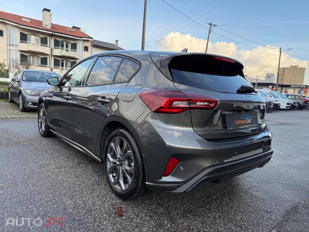 Ford Focus 1.0 EcoBoost MHEV ST-Line