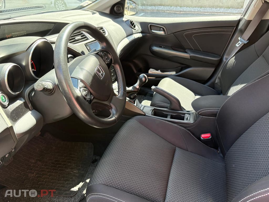 Honda Civic Tourer 1.6 i-dtec elegance connect navi