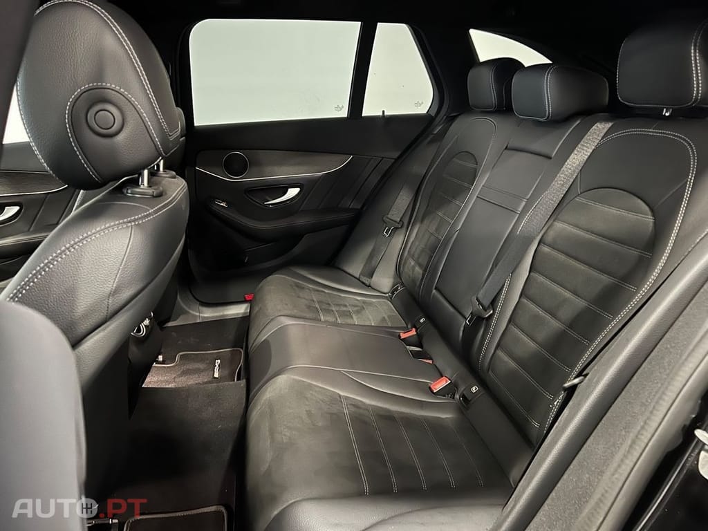 Mercedes-Benz C 300 de AMG Line