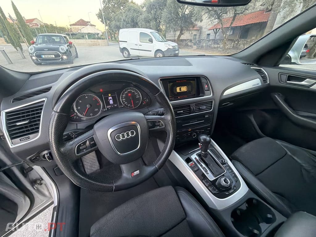 Audi Q5 2.0 TDI S-line S-tronic