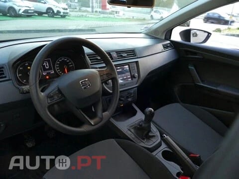 SEAT Ibiza 1.6 TDI Reference — fotografia 15