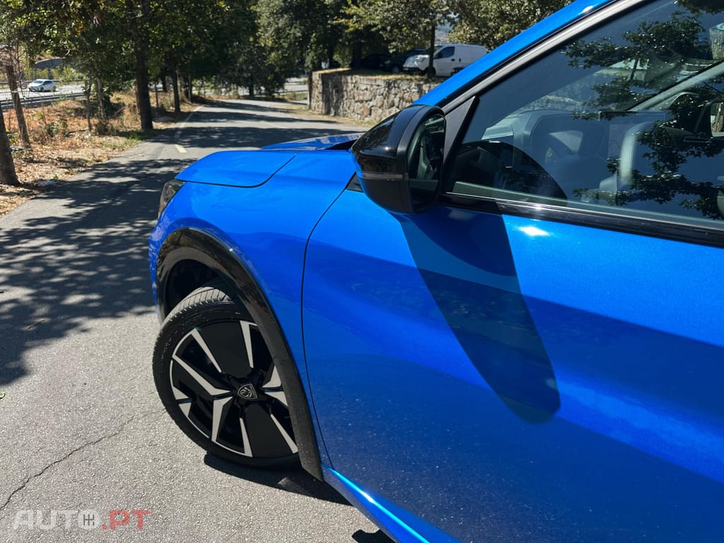 Peugeot E-208 51 kWh GT