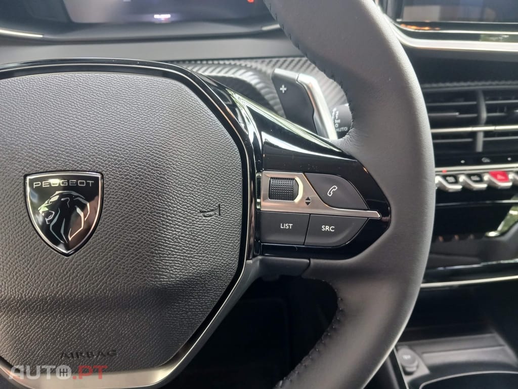 Peugeot 208 1.2 Hybrid Allure e-DCS6