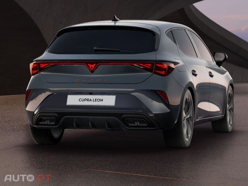 Cupra Leon 1.5 E TSI 150 CV EDGE 10KM