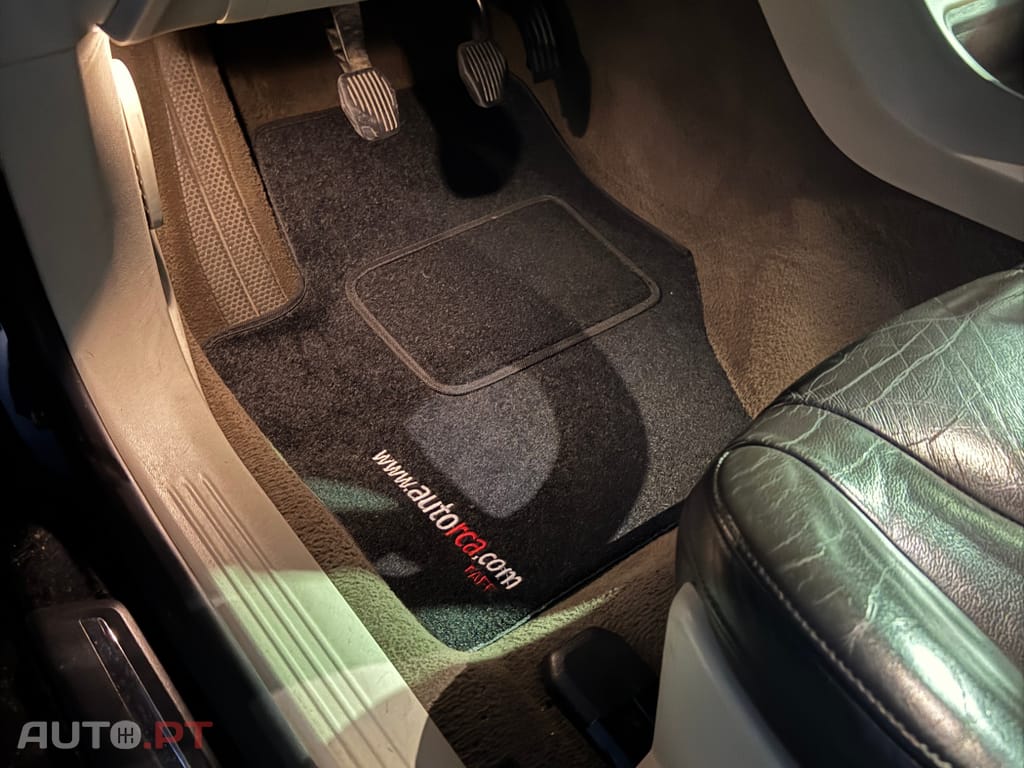 Volvo V40 1.6 D2 R-Design Momentum