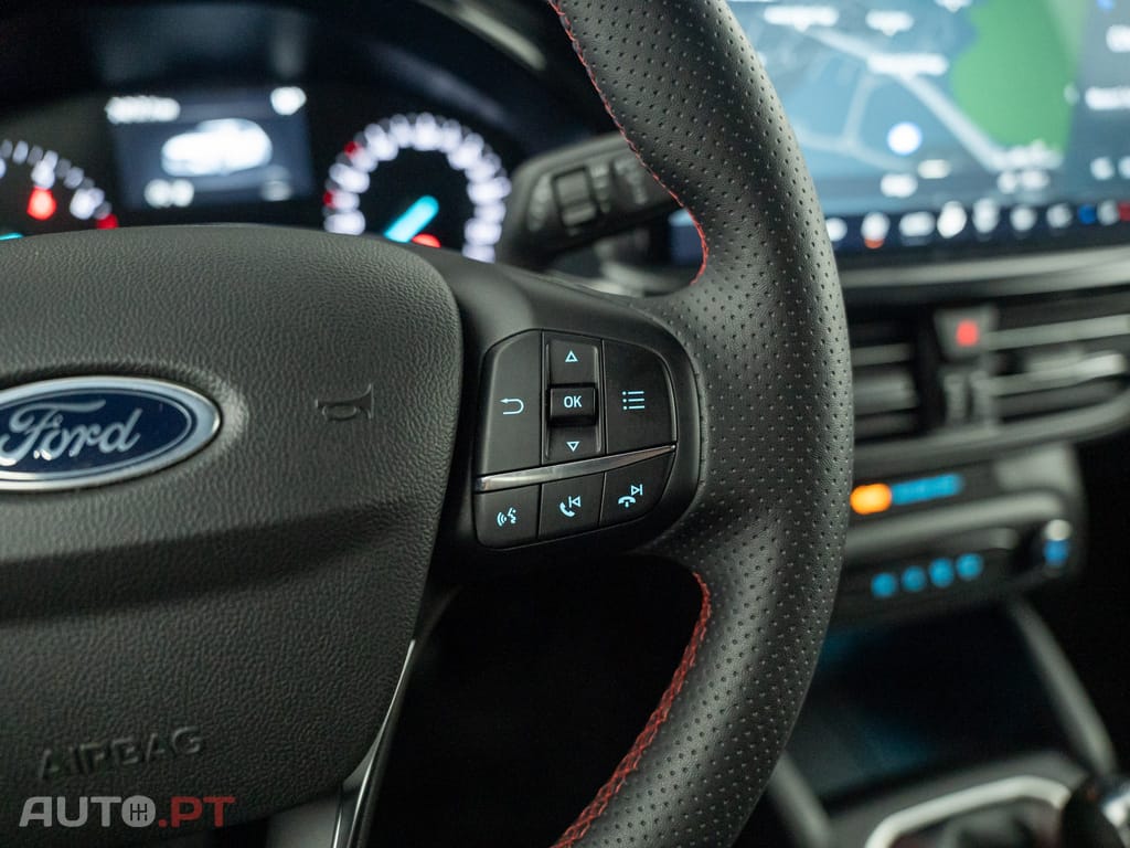 Ford Focus 1.0 EcoBoost MHEV ST-Line